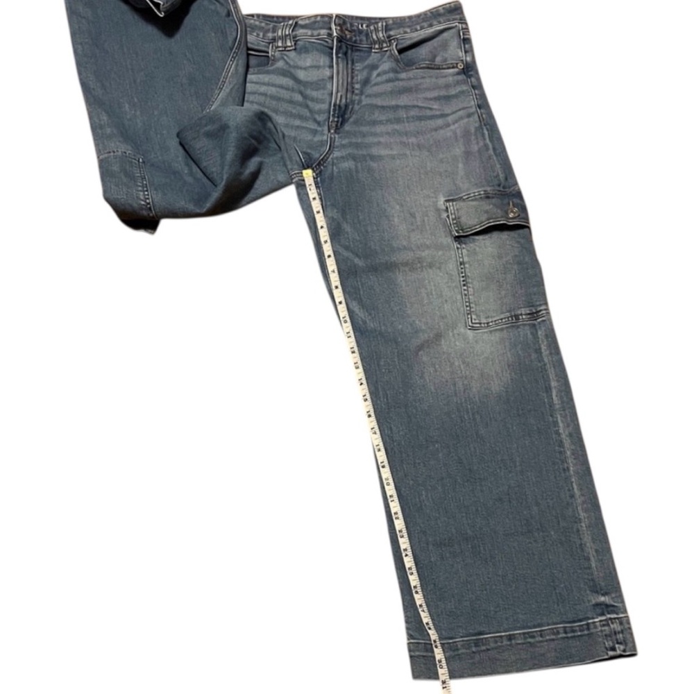 American Eagle Women Super High Rise Baggy Wide Leg Cargo Blue Jeans Size 12 EUC - Picture 7 of 11
